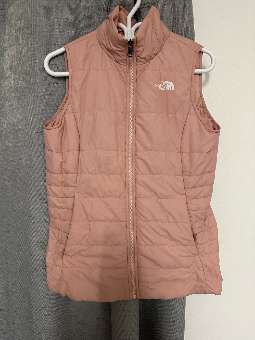 North Face puffy vest size S